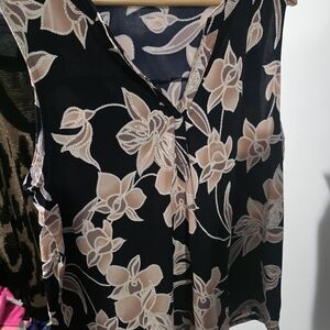 Floral V-Neck Blouse - Black and Cream Pink 1X